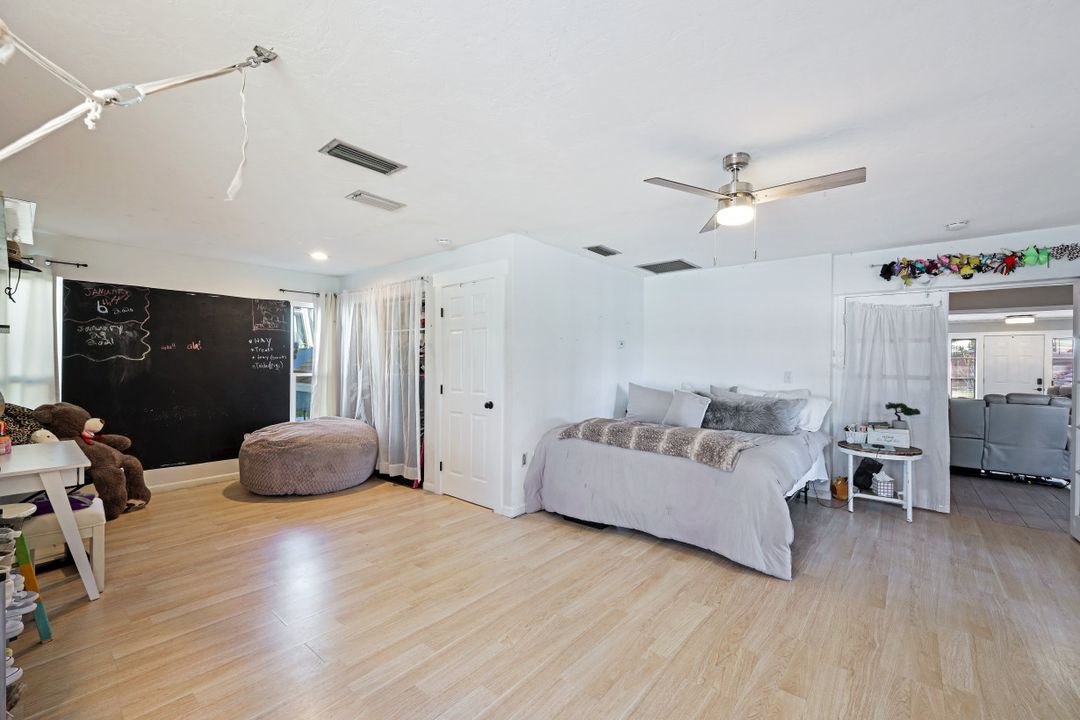 1549 Braeburn Rd, Fort Myers, FL 33919