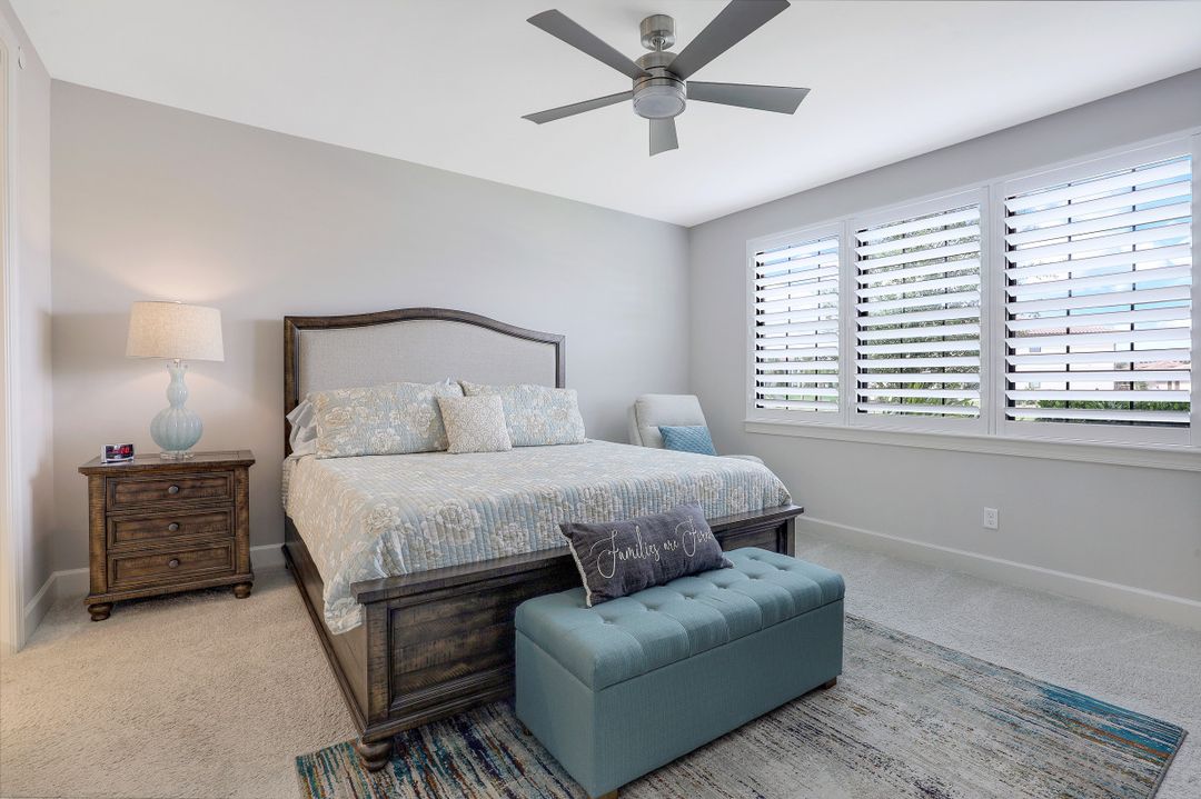 9650 Montelanico Loop #102, Naples, FL 34119