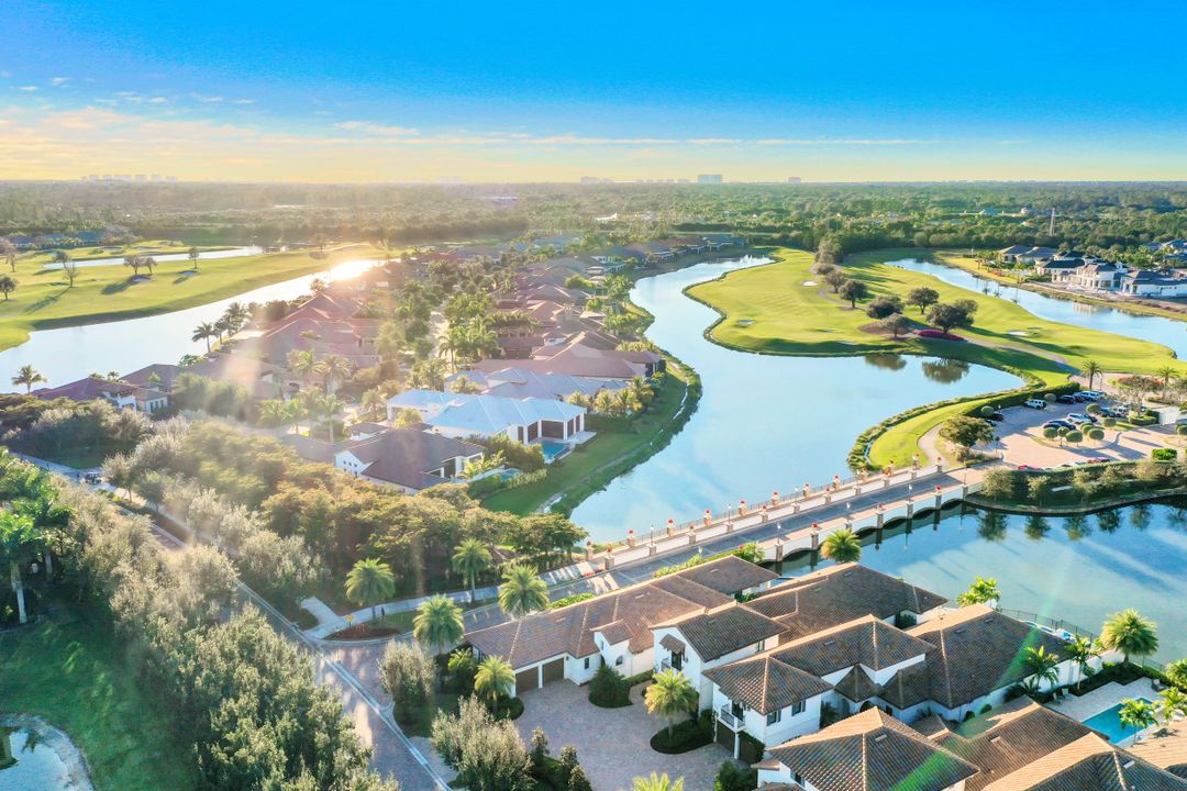 16428 Talis Park Dr, Naples, FL 34110