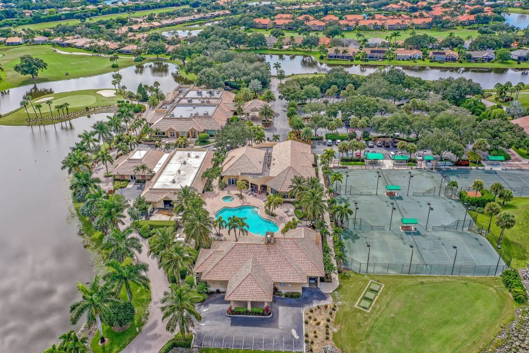 13250 Bridgeford Ave, Bonita Springs, FL 34135