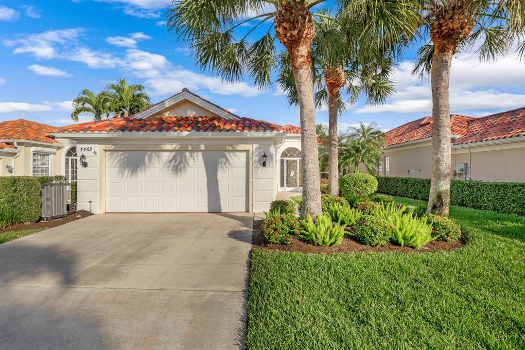 4462 Novato Ct, Naples, FL 34109