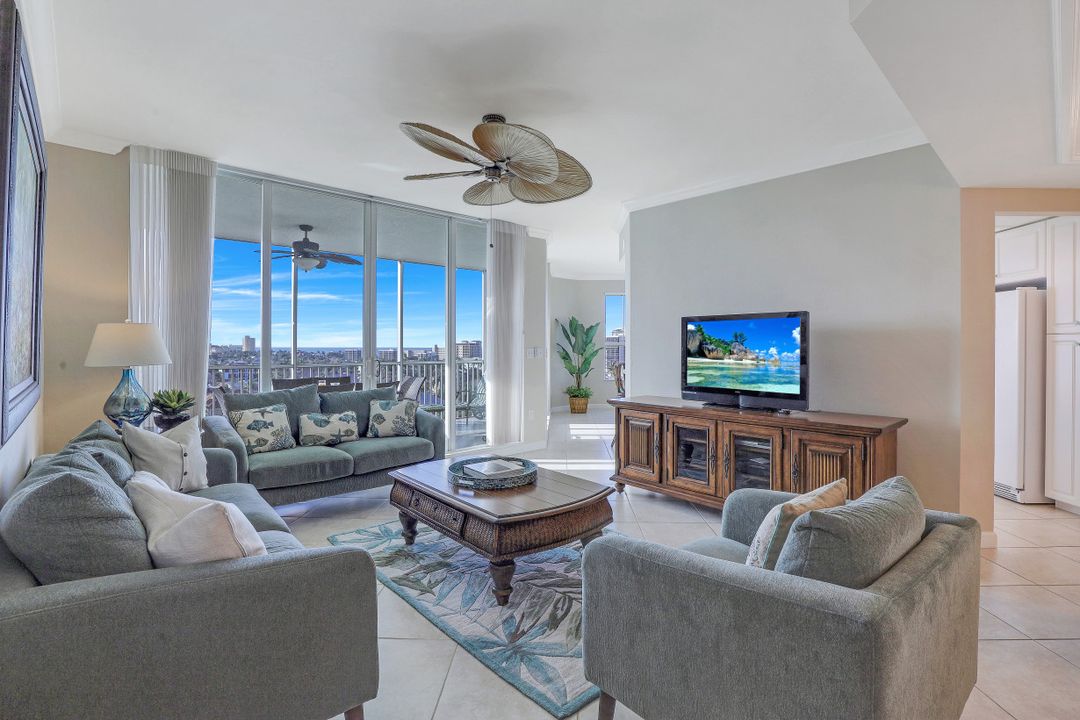 300 Dunes Blvd #803, Naples, FL 34110