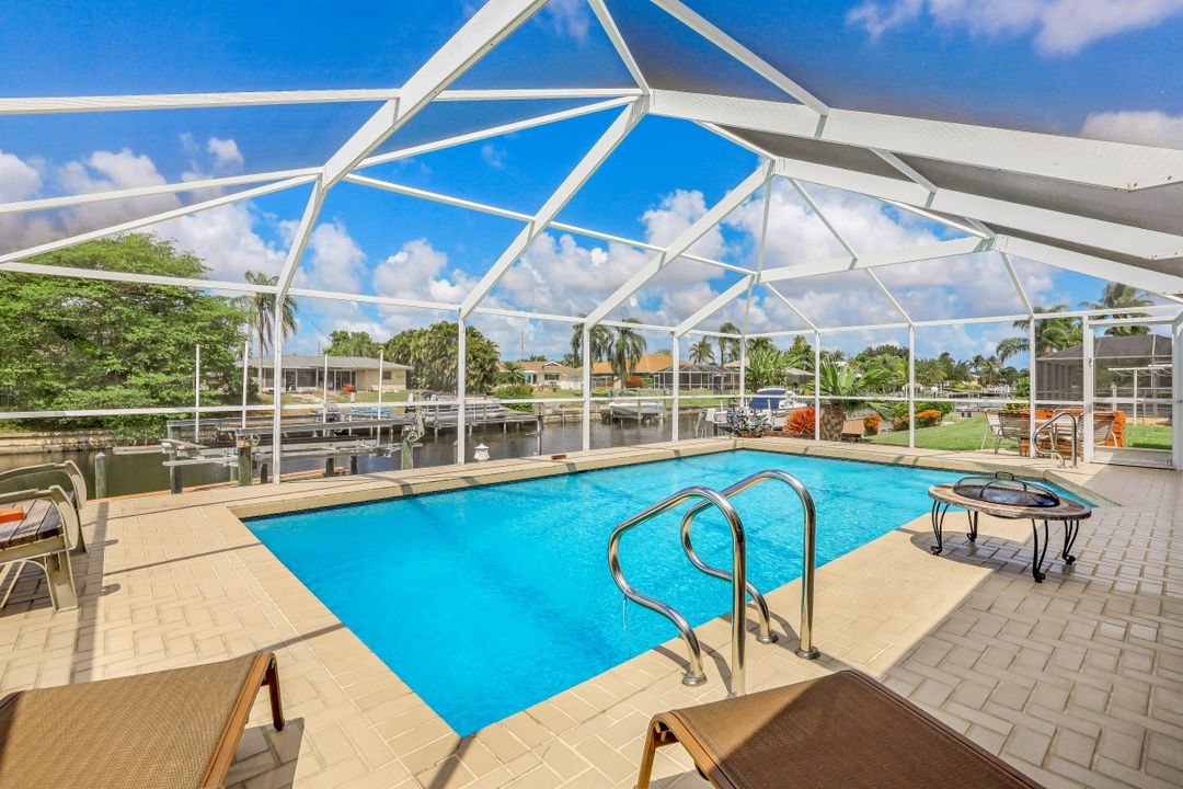 4408 SE 12th Ave, Cape Coral, FL 33904