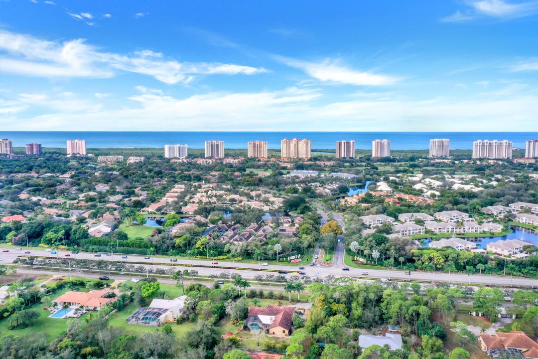 6846 Trail Blvd, Naples, FL 34108