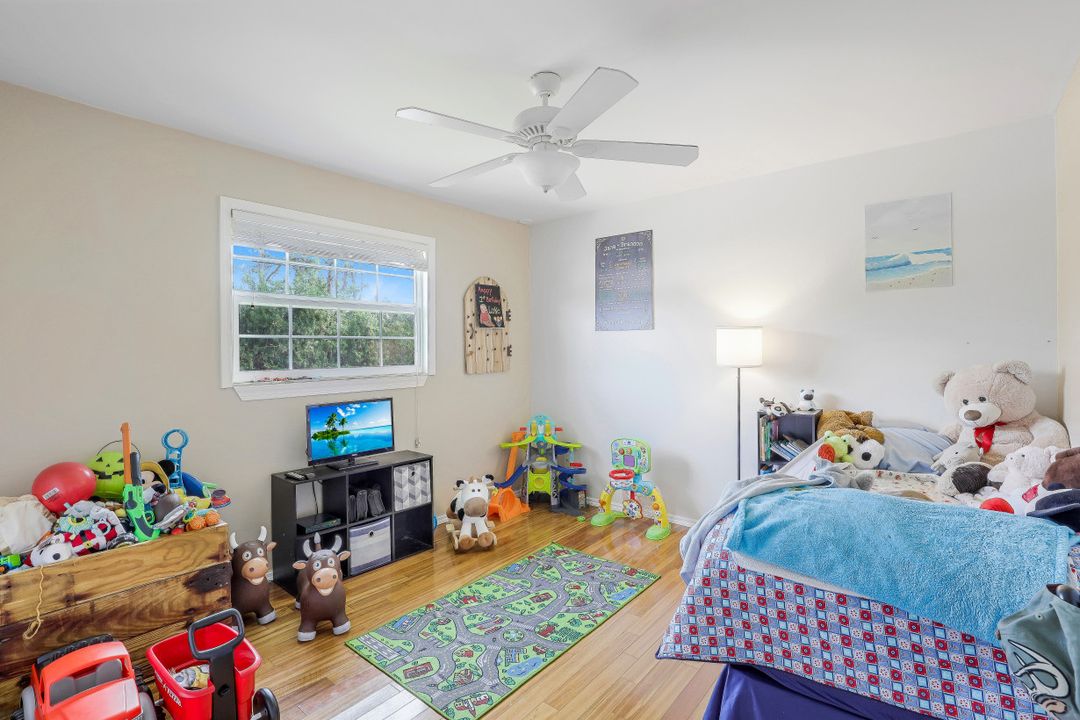 8066 Matanzas Rd, Fort Myers, FL 33967