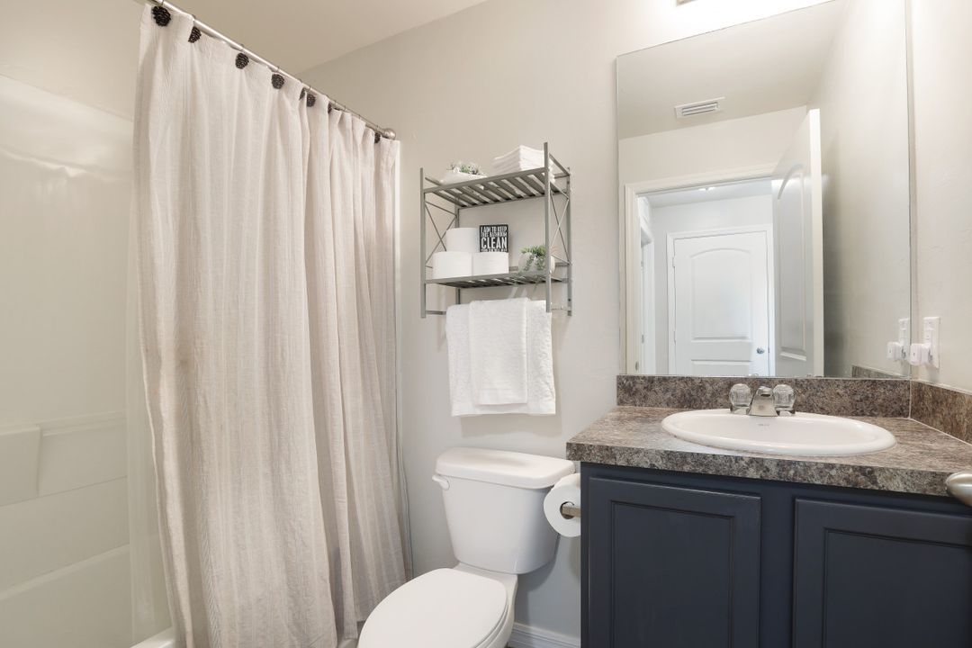 1926 NW 22nd Ave, Cape Coral, FL 33993