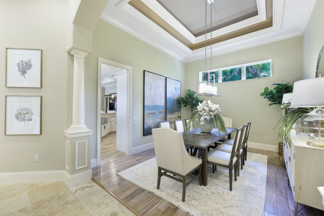 9337 Granite Ct, Naples, FL 34120