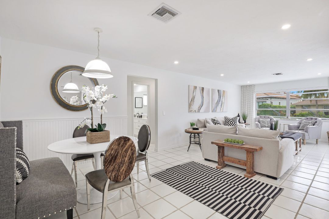 2150 Shad Ct, Naples, FL 34102