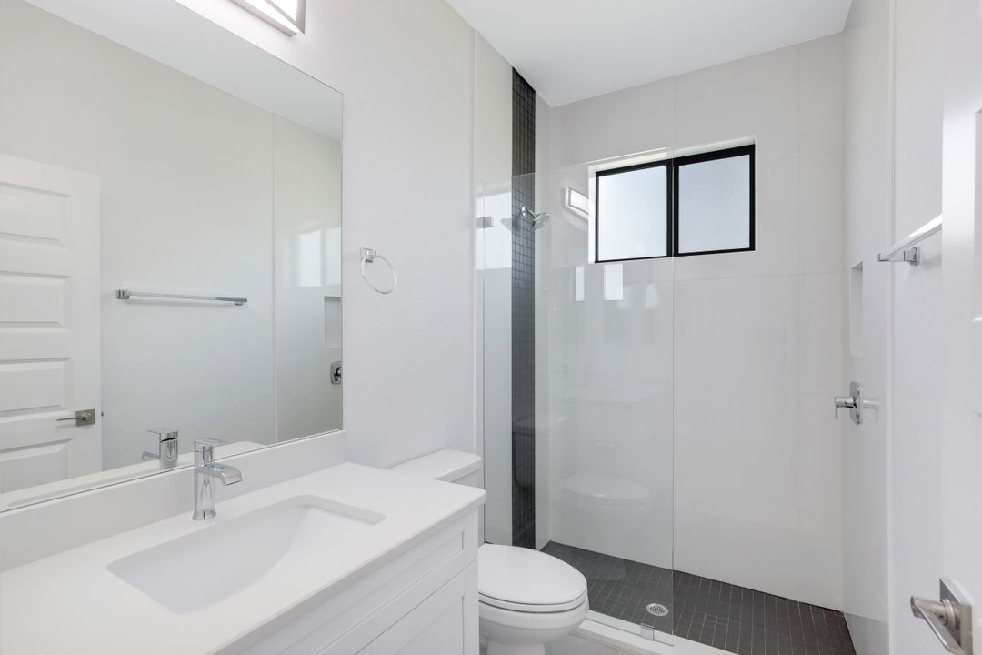 4312 18th Ave NE, Naples, FL 34120