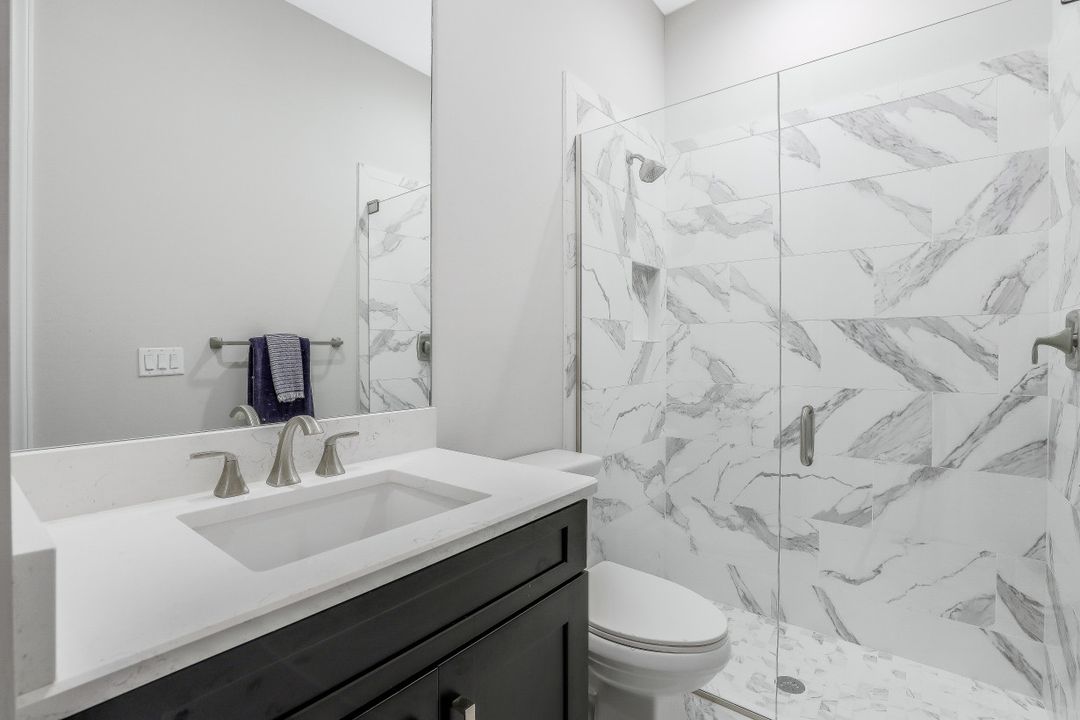 9388 Rapallo St, Naples, FL 34119