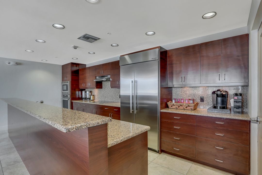 Allegro Condos #PH2D, Naples, FL 34103