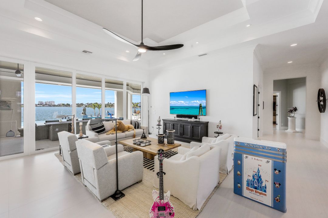 550 S Barfield Dr, Marco Island, FL 34145