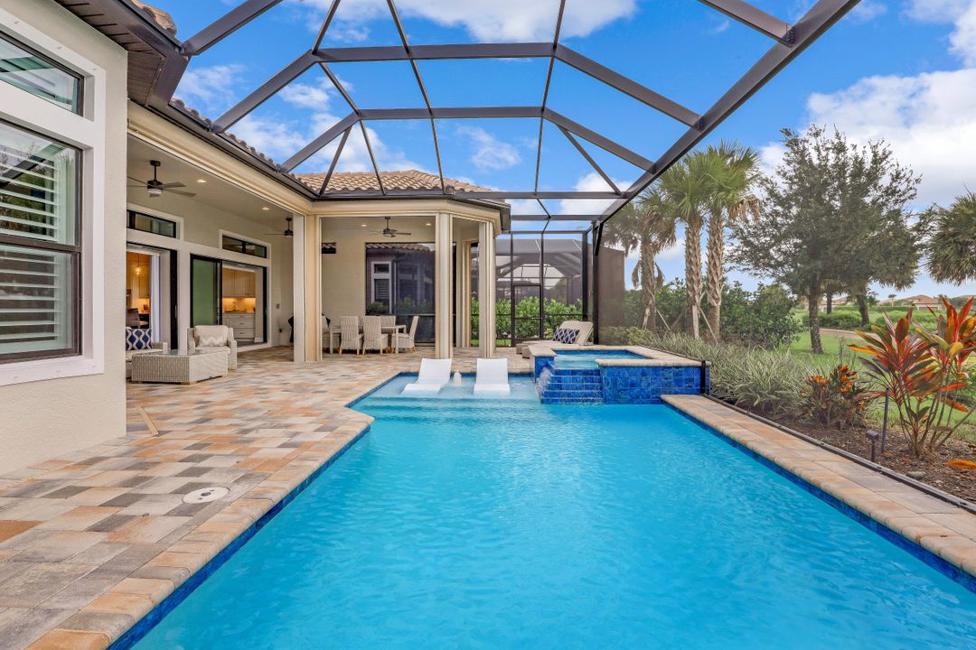 9388 Rapallo St, Naples, FL 34119