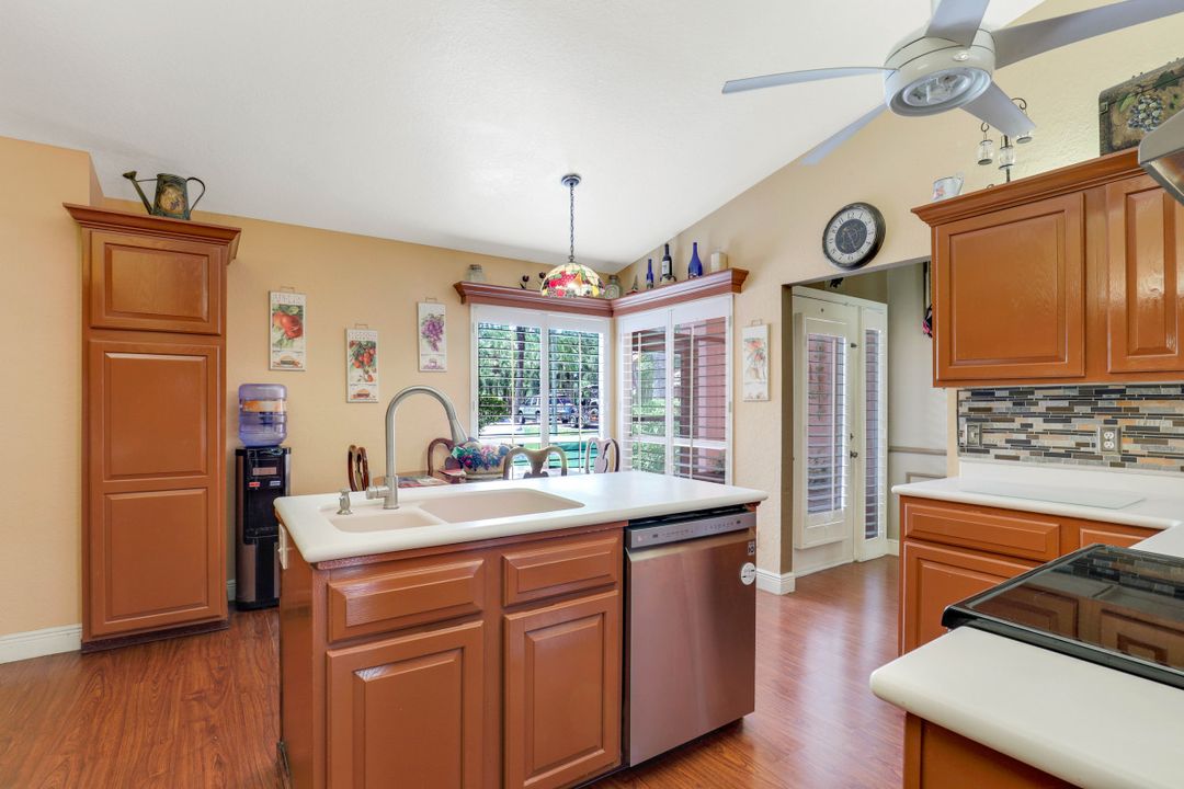 440 37th Ave NE, Naples, FL 34120