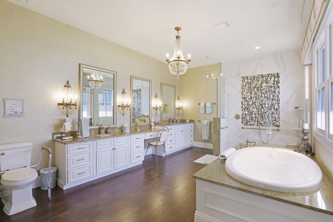 16671 Pistoia Way, Naples, FL 34110