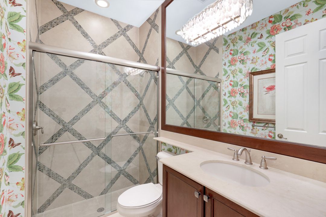 3642 Santaren Ct, Naples, FL 34119