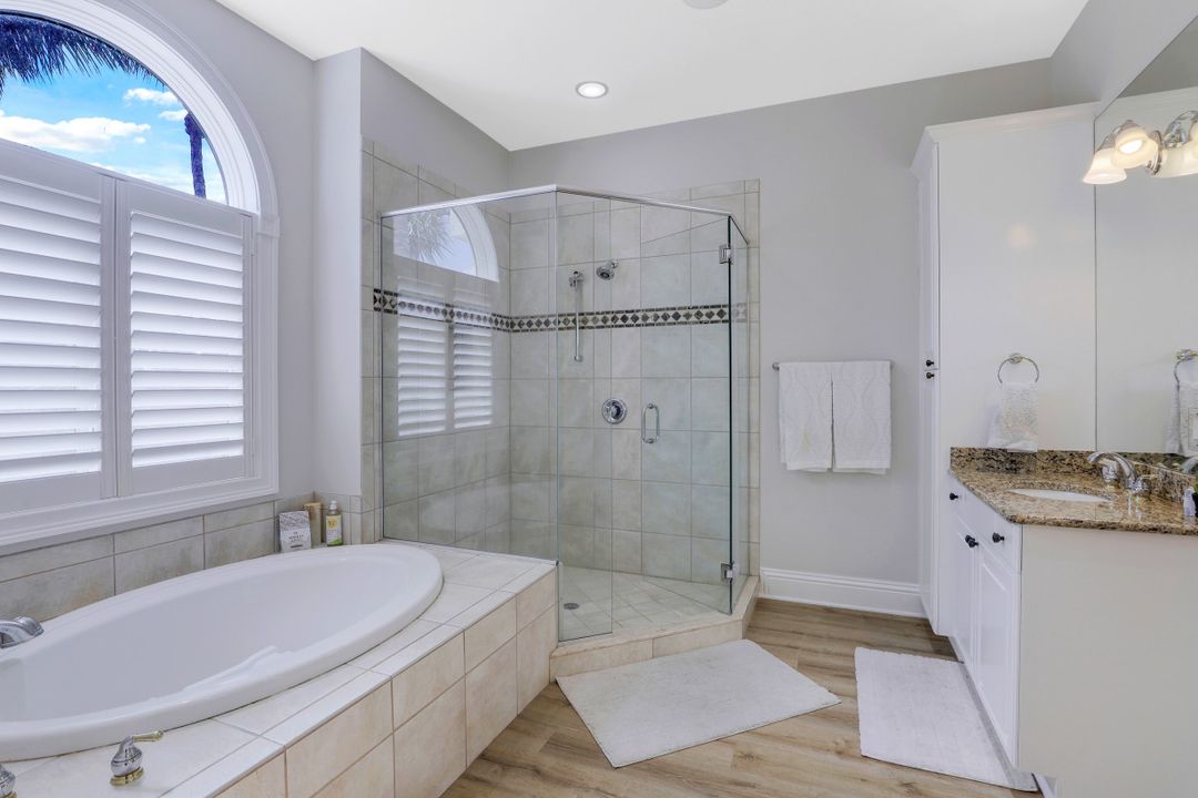 10211 River Dr, Bonita Springs, FL 34135