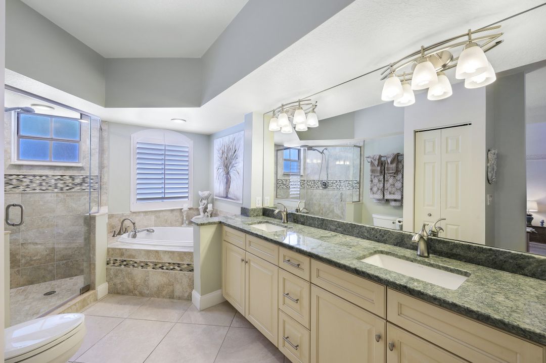 28060 Palmas Grandes Ln #206, Bonita Springs, FL 34135