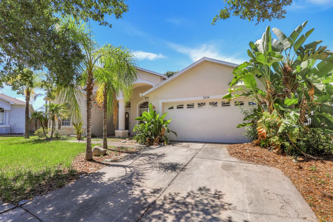 9204 Grand Palm Ct, Riverview, FL 33578