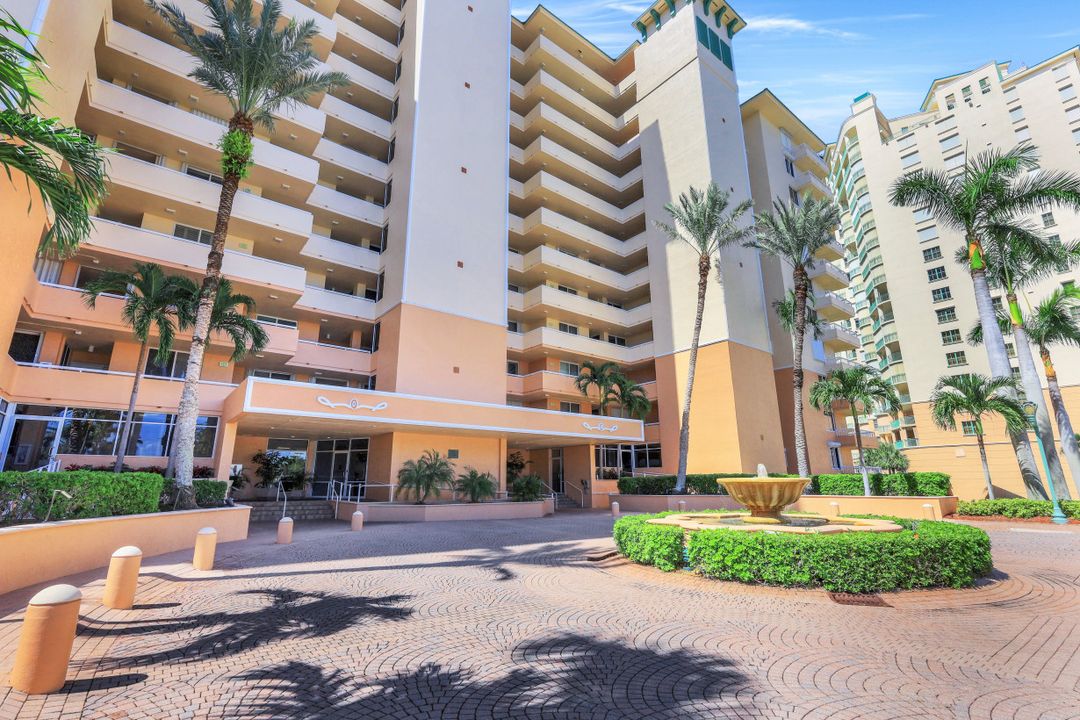 990 Cape Marco Dr #405, Marco Island, FL 34145