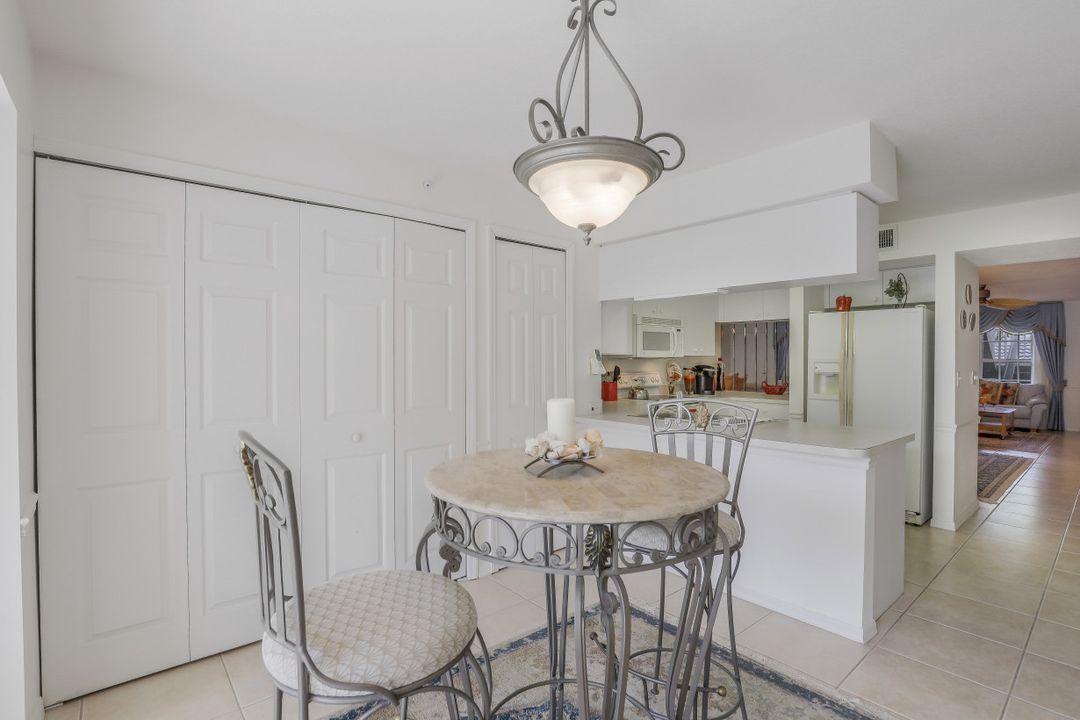 15415 Cedarwood Ln #204, Naples, FL 34110