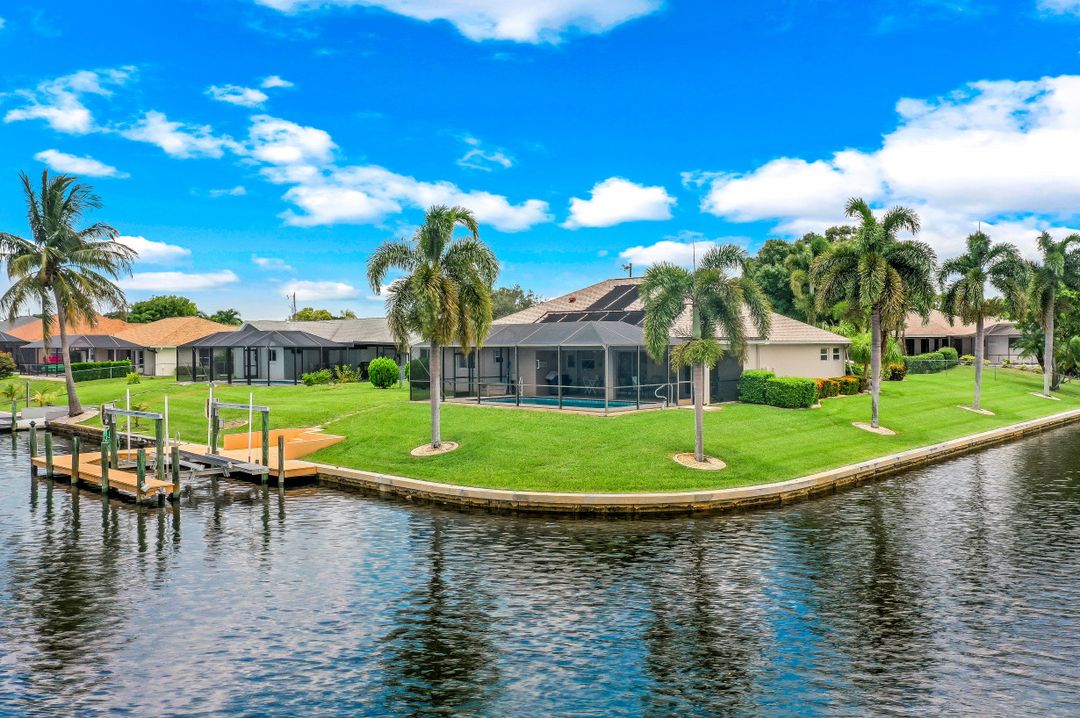 202 SW 37th Terrace, Cape Coral, FL 33914