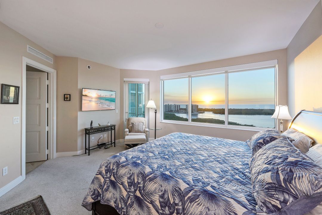 265 Indies Way #1404, Naples, FL 34110