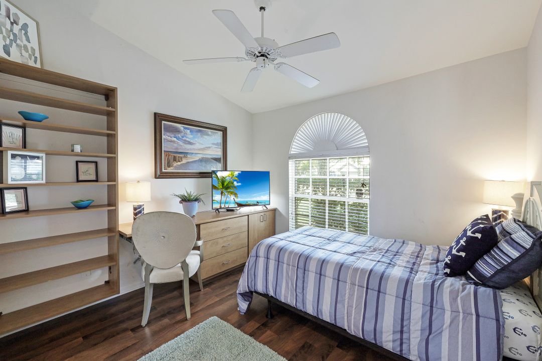 6485 Autumn Woods Blvd, Naples, FL 34109