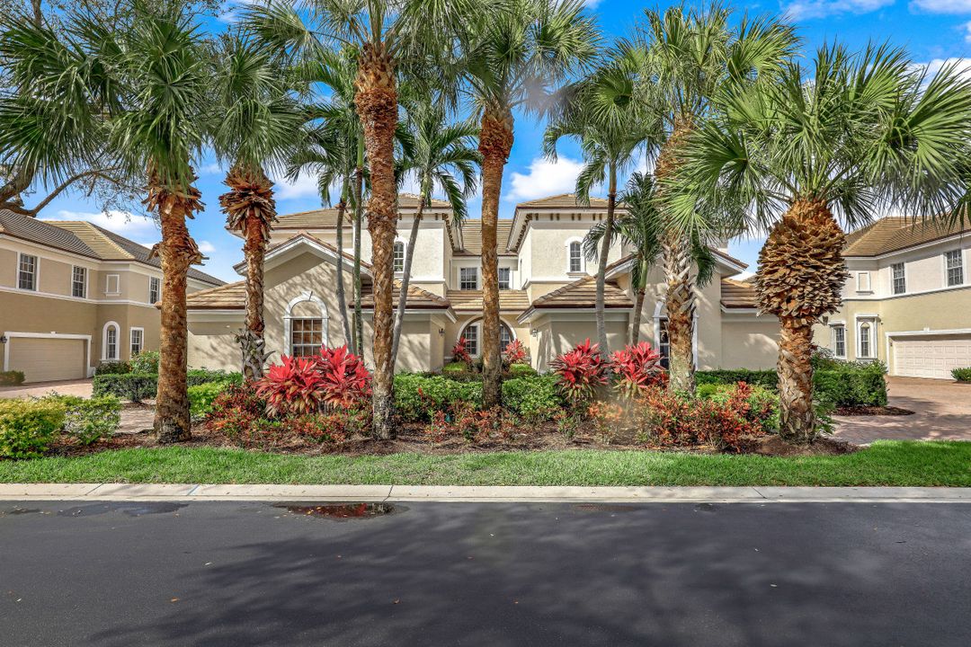 10095 Valiant Ct #201, Miromar Lakes, FL 33913