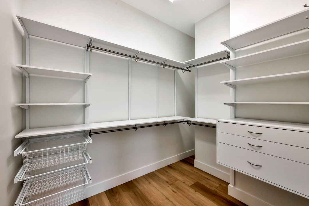 1385 Alcazar Ave, Fort Myers, FL 33901