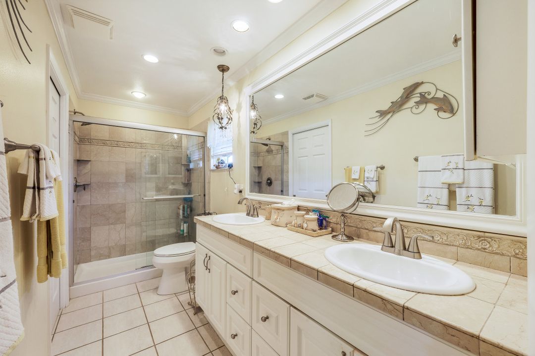 2101 SE 25th Ln, Cape Coral, FL 33904