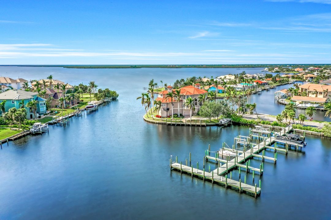 4591 Grassy Point Blvd, Port Charlotte, FL 33952