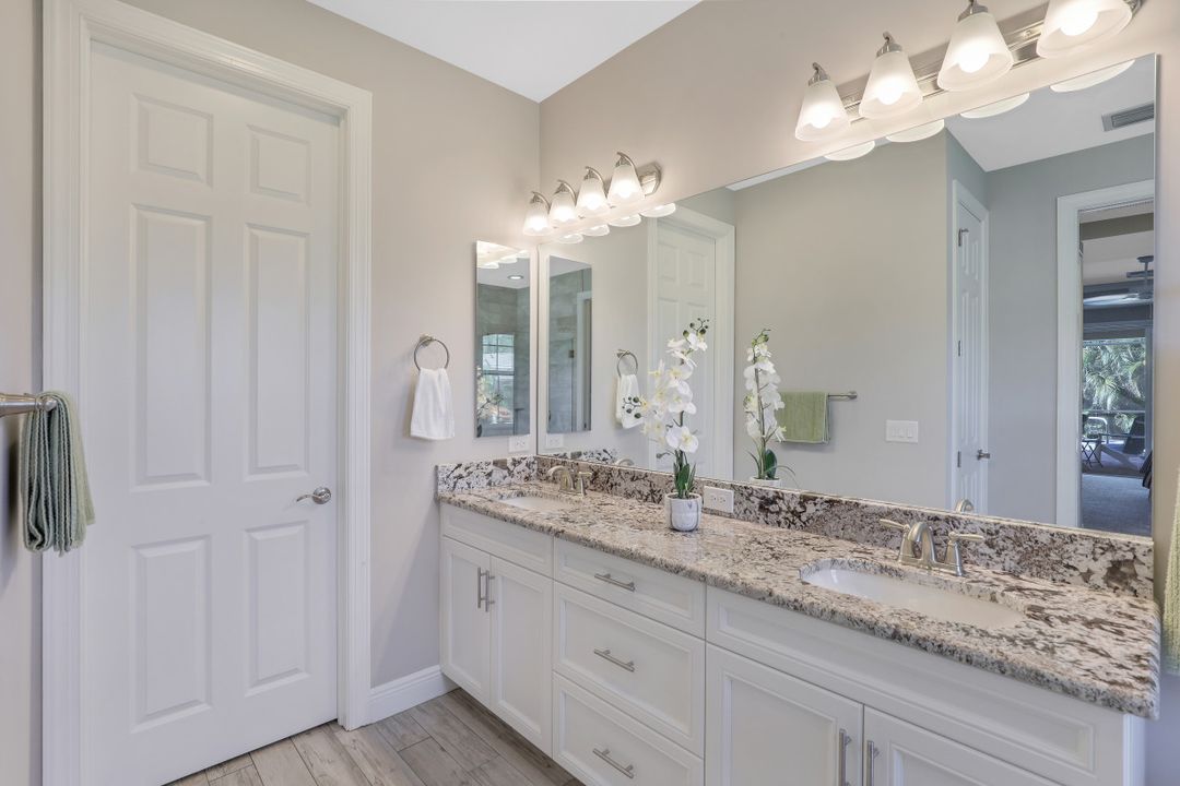 10019 Hidden Pines Ln, Bonita Springs, FL 34135