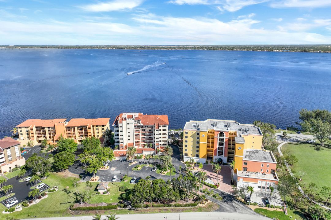 4019 SE 20th Pl #PH, Cape Coral, FL 33904