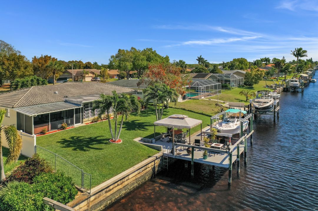 2108 Everest Pkwy, Cape Coral, FL 33904