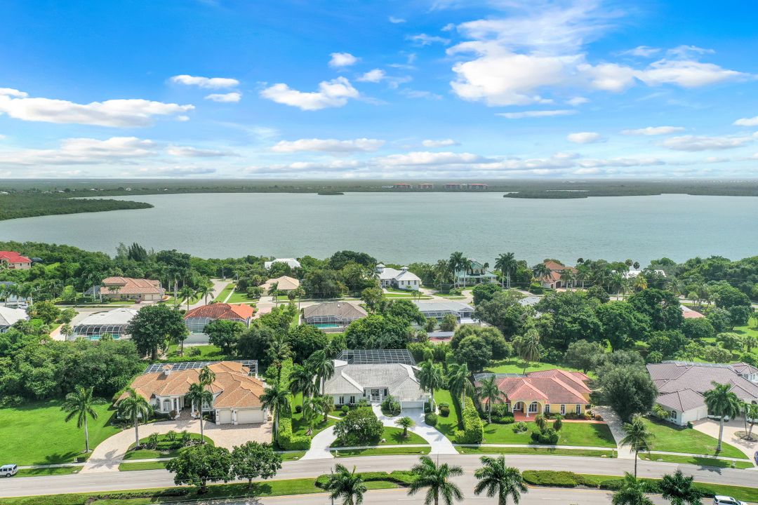 621 S Barfield Dr, Marco Island, FL 34145