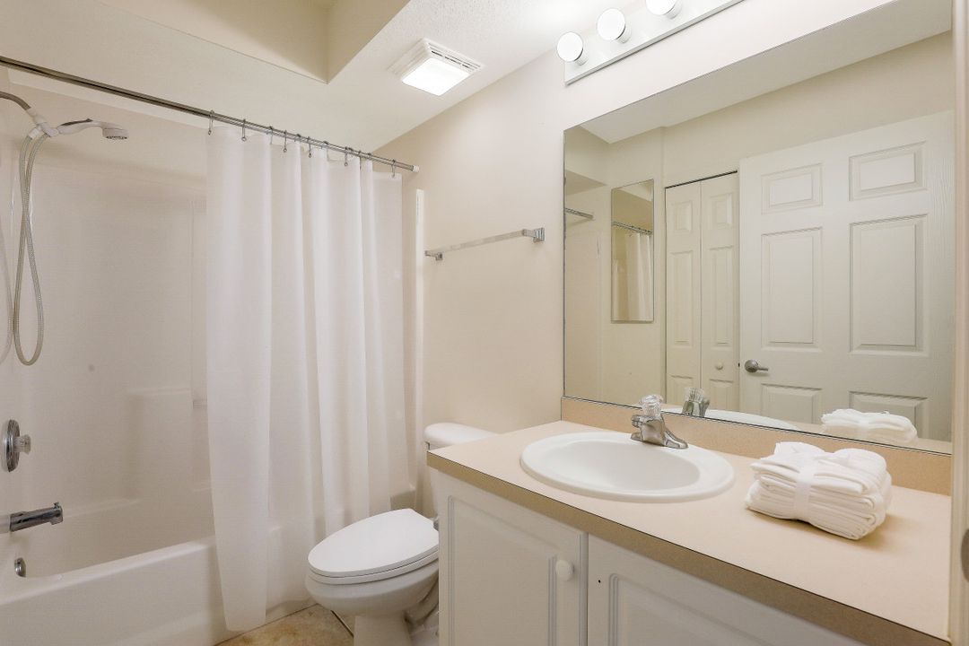 4910 Cougar Ct N #1-101, Naples, FL 34109