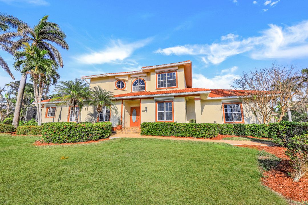 225 Dan River Ct, Marco Island, FL 34145