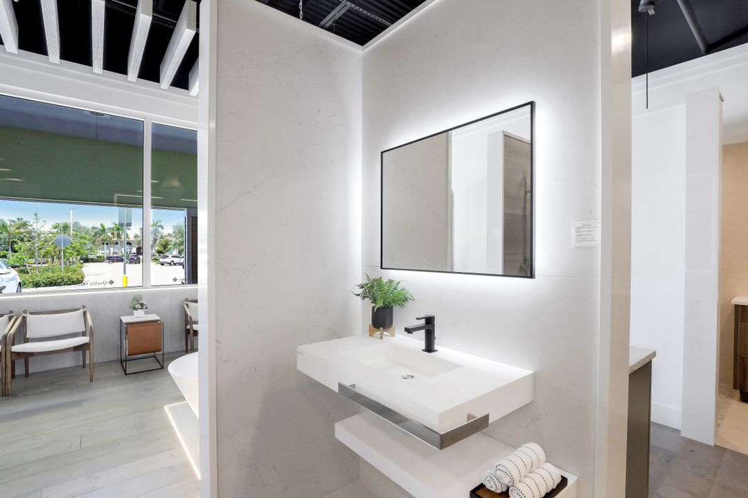 123 S Barfield Dr, Marco Island, FL 34145