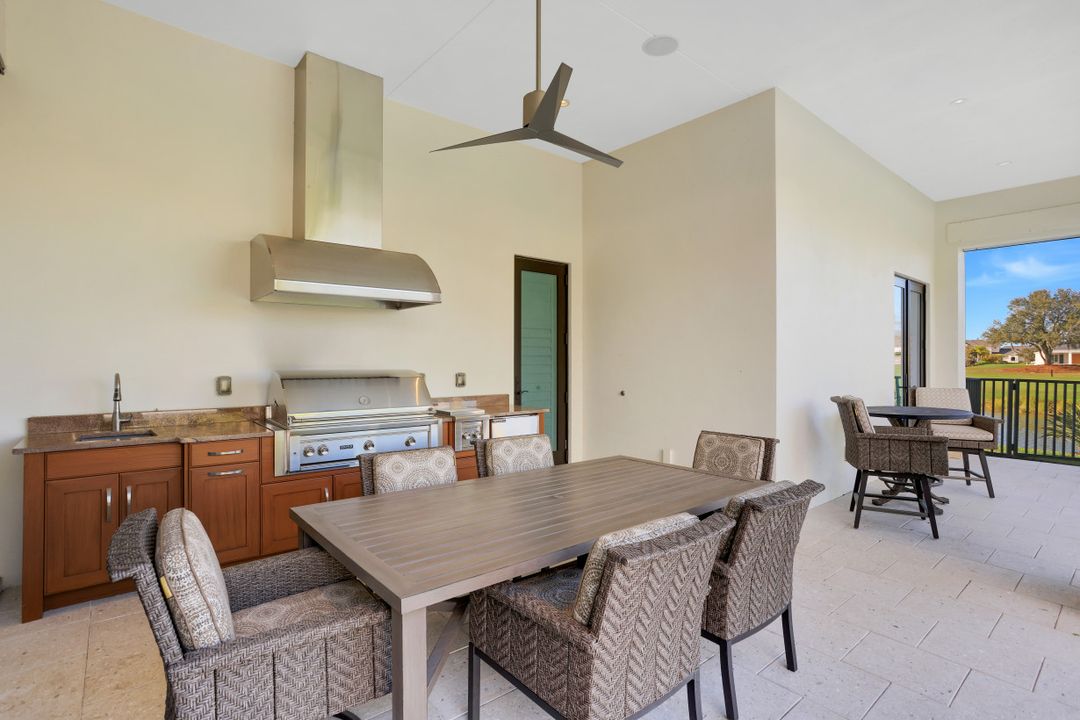 16439 Seneca Way, Naples, FL 34110