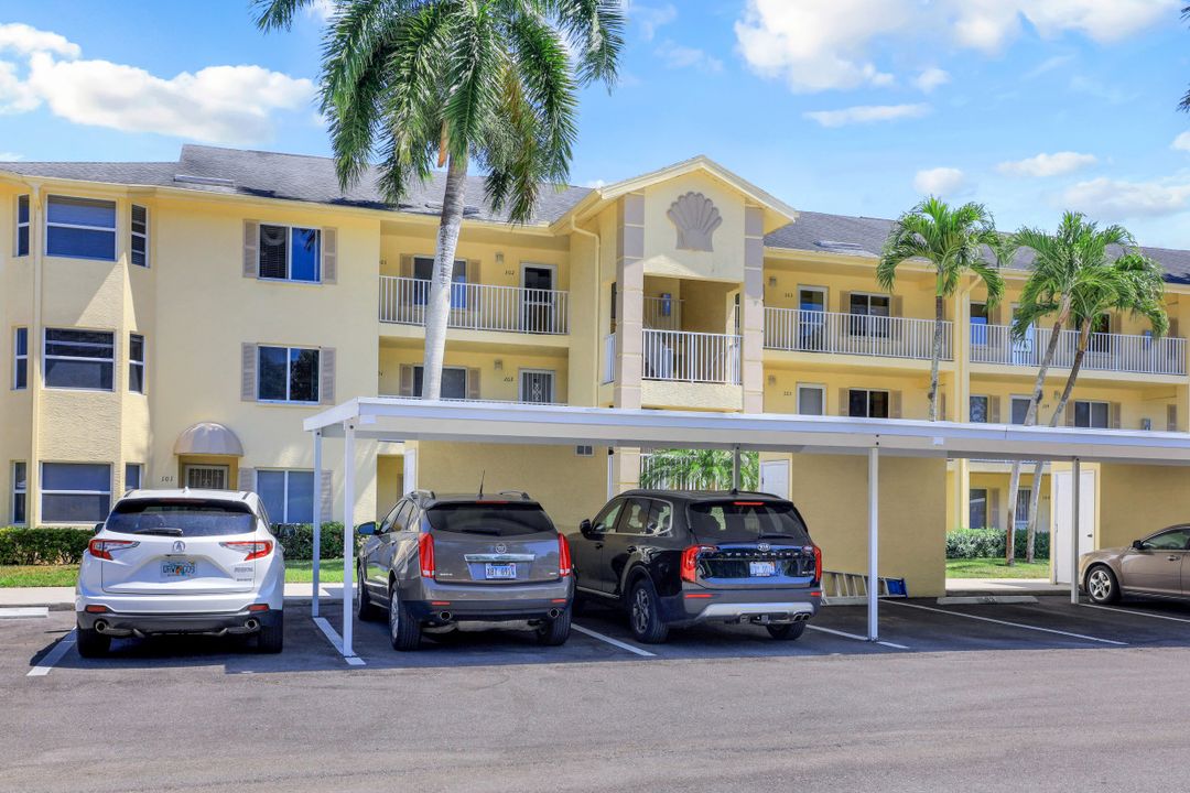 20121 Ian Ct #201, Estero, FL 33928