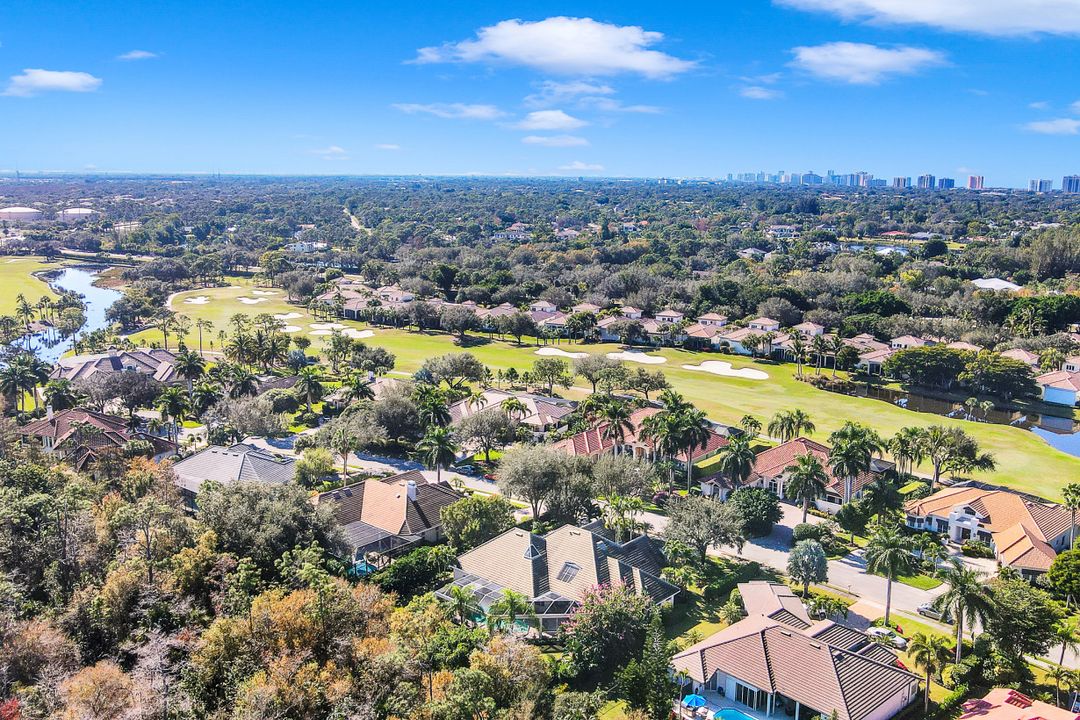 1367 Wood Duck Trail, Naples, FL 34108