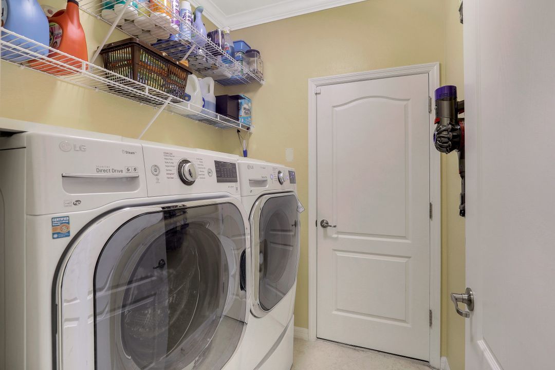 3639 Treasure Cove Cir, Naples, FL 34114