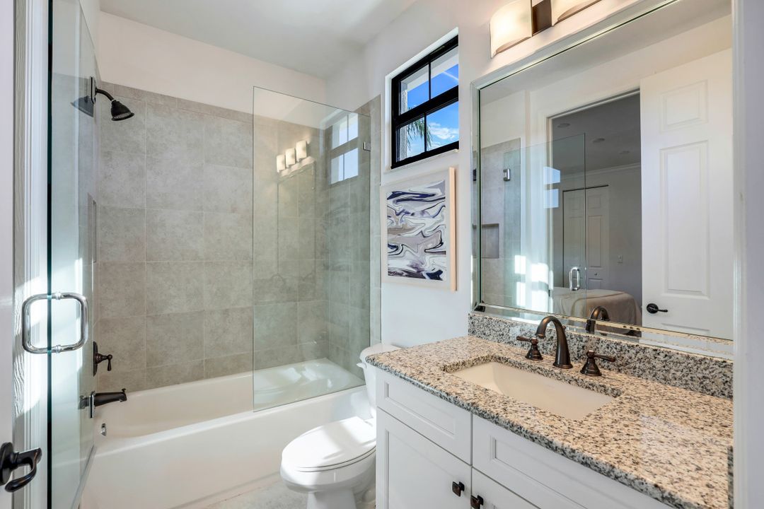 2827 Thunder Bay Circle, Naples, FL 34119