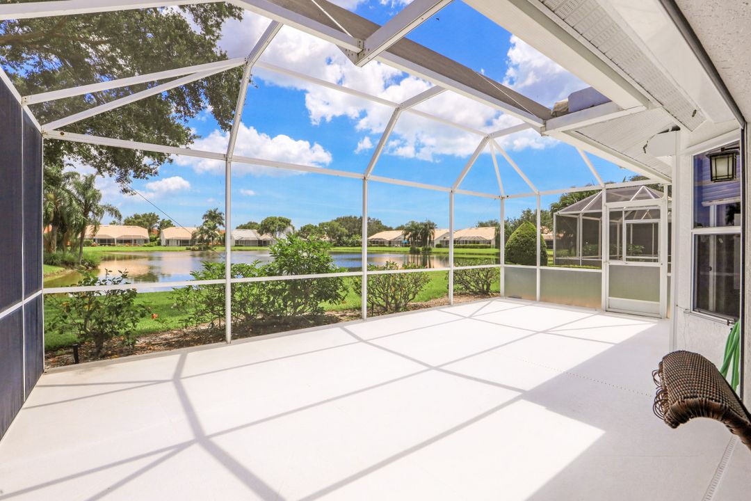 2622 Stacil Cir #2, Naples, FL 34109