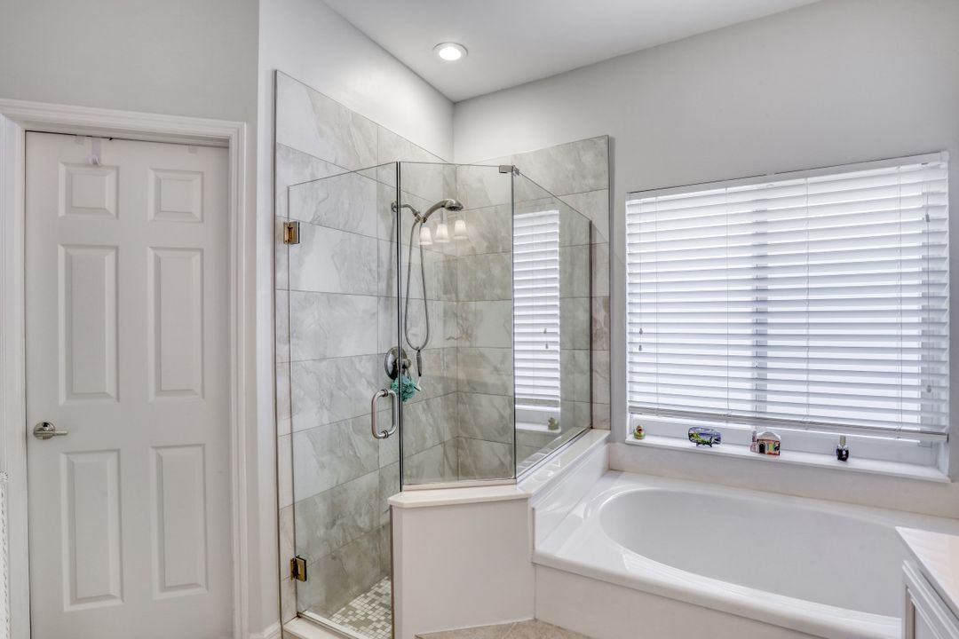 1968 Timarron Way, Naples, FL 34109