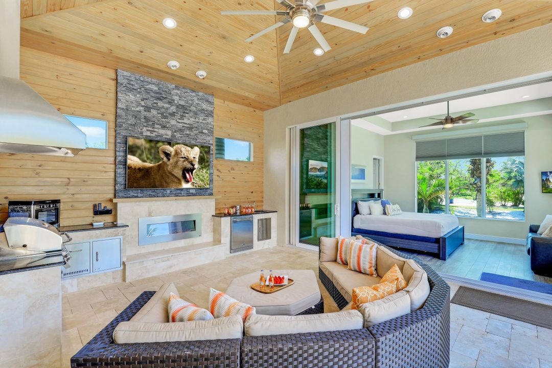 15170 Intracoastal Ct, Fort Myers, FL 33908