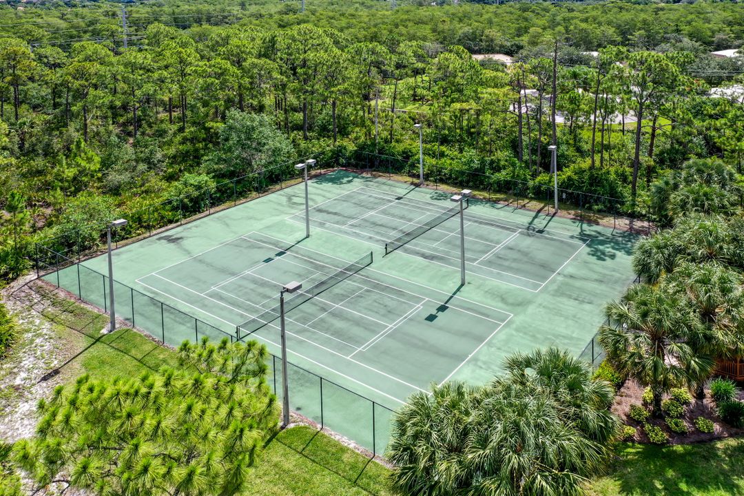 7160 Lemuria Cir #1501, Naples, FL 34109