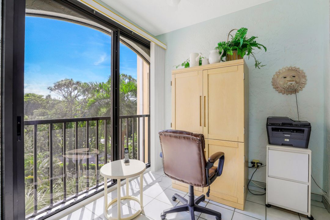 6500 Valen Way #402, Naples, FL 34108