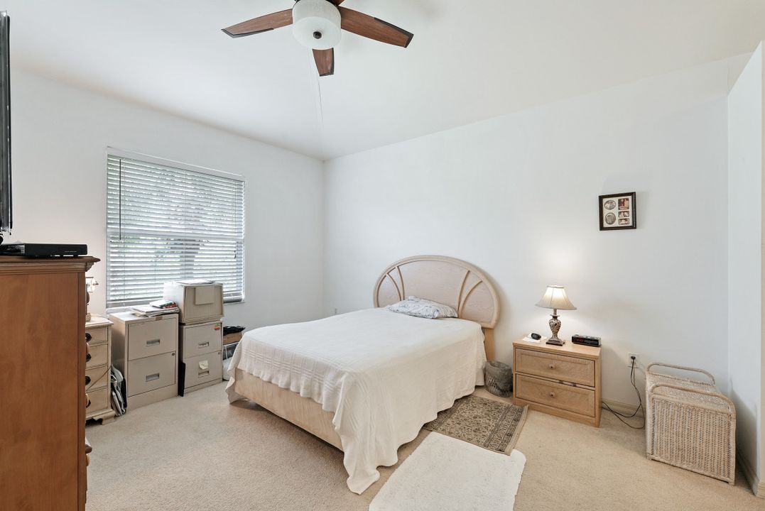 357 Robin Hood Cir #202, Naples, FL 34104